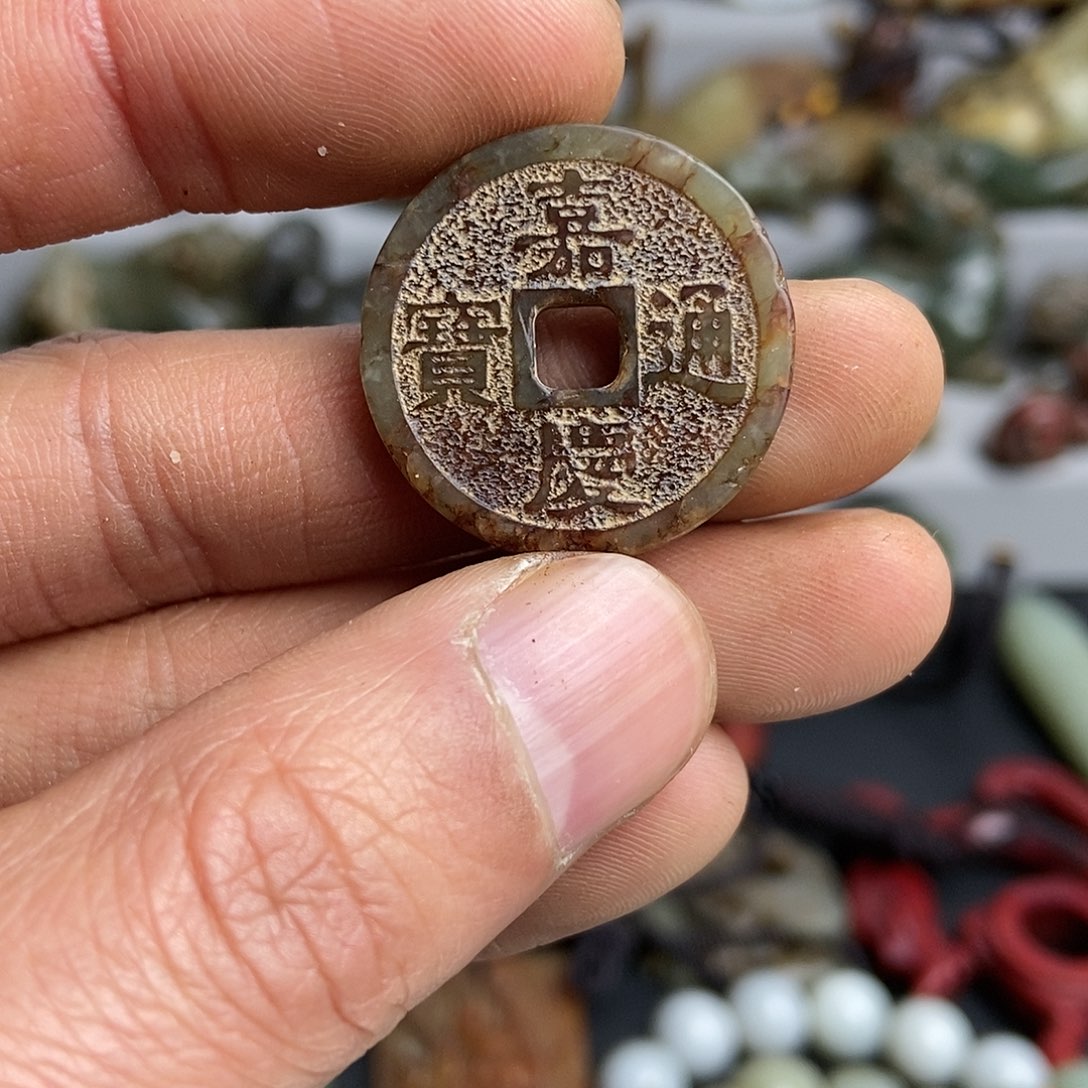 和田玉（糖玉）配饰未镶嵌