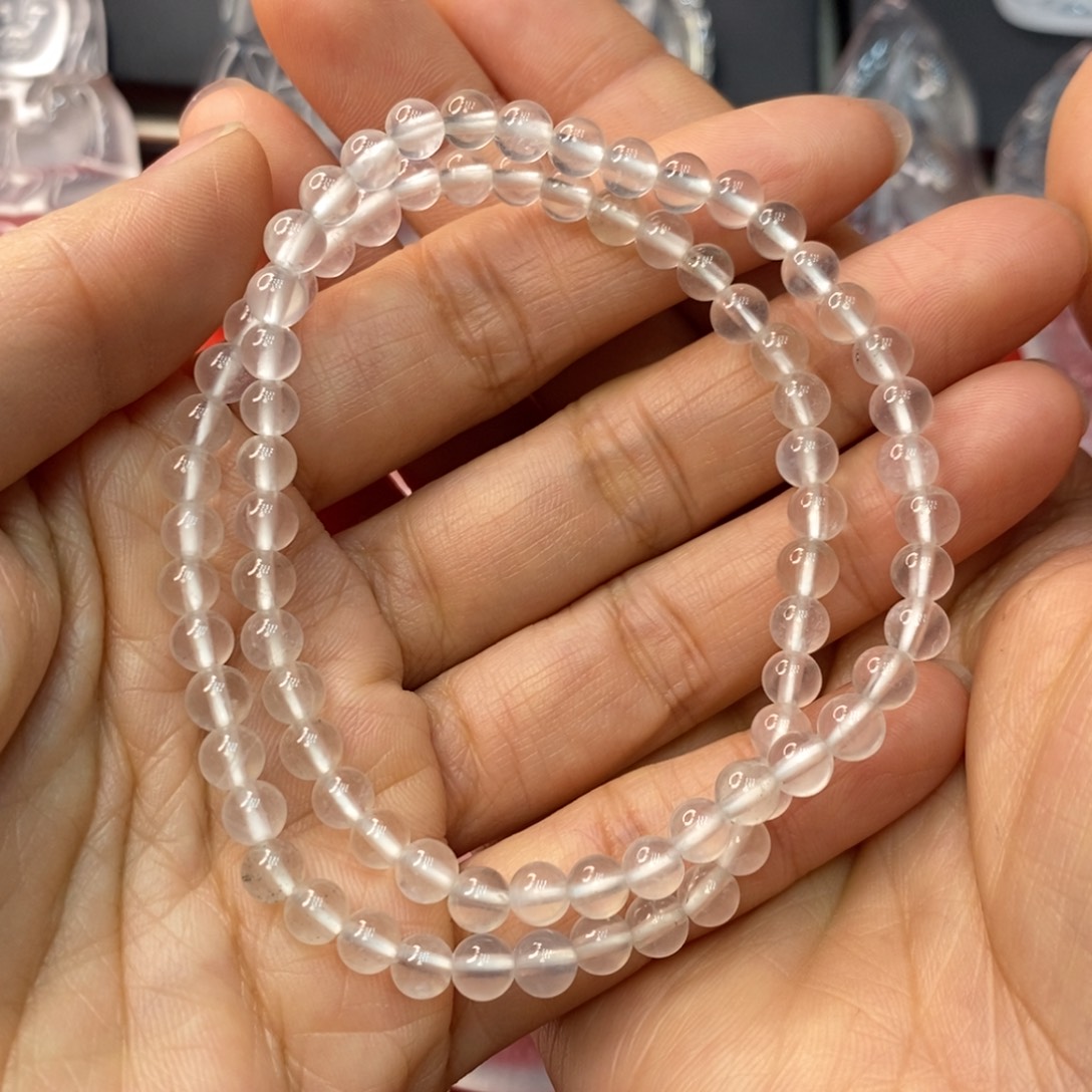 石英质玉未镶嵌吊坠