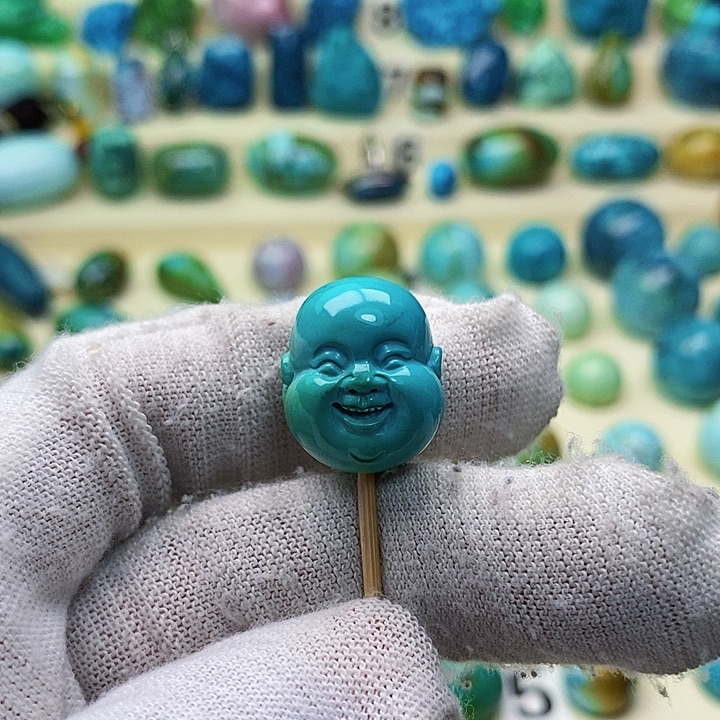 绿松石配饰未镶嵌