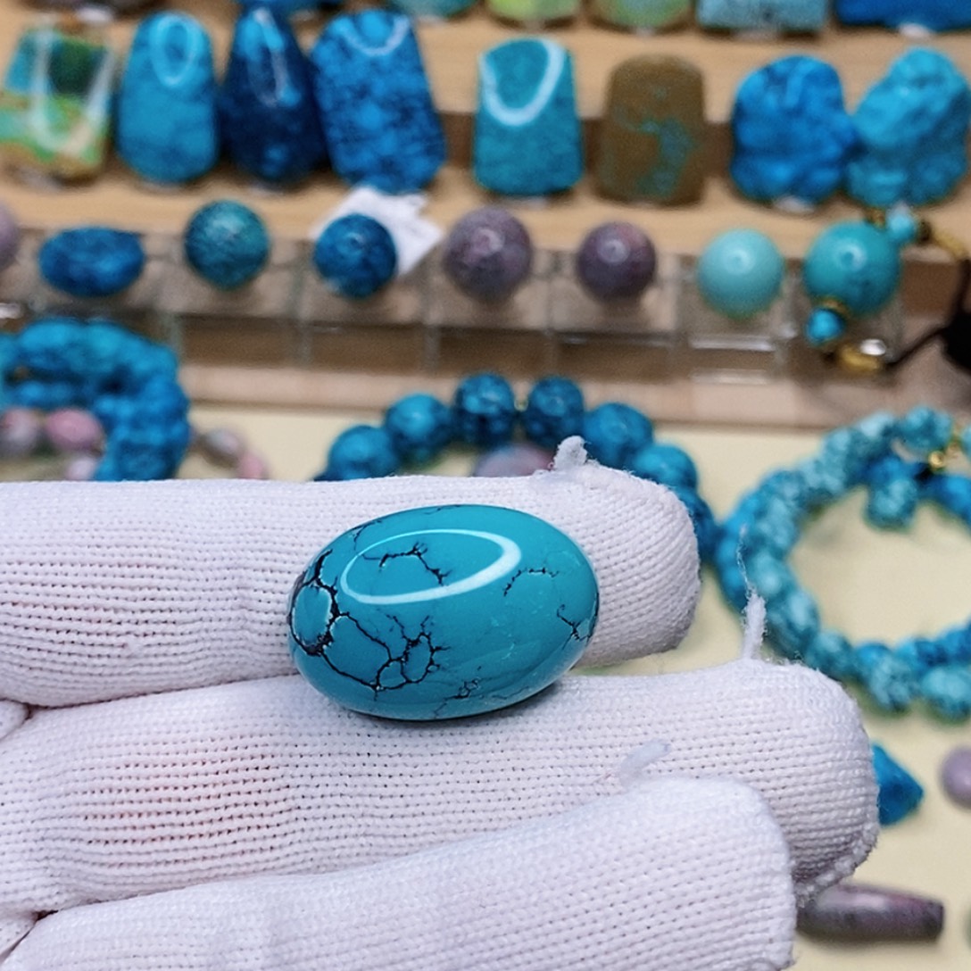 绿松石未镶嵌珠宝奇石