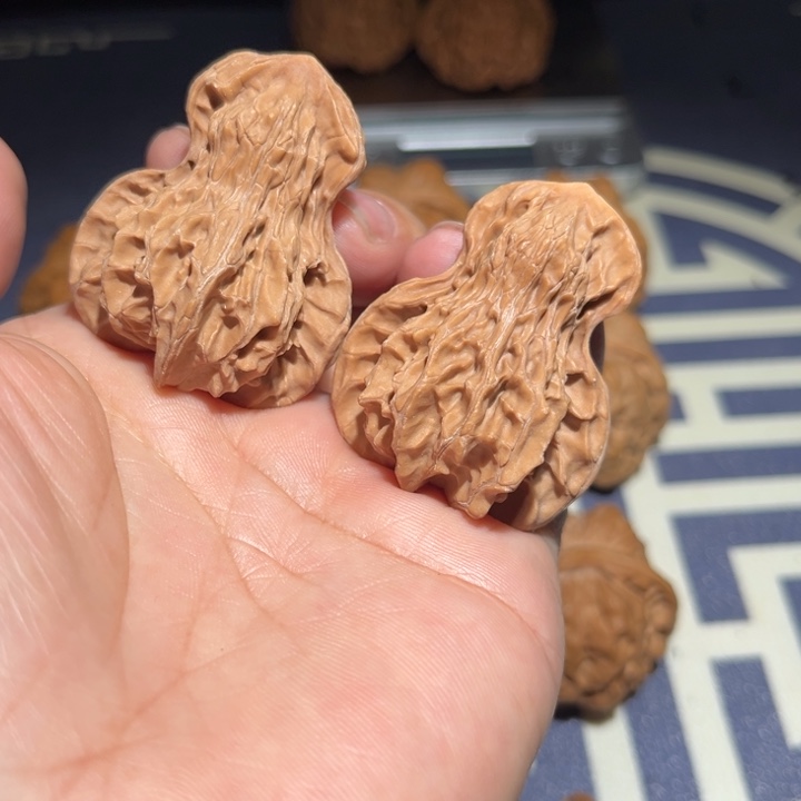 文玩核桃吊坠葫芦