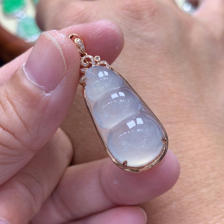 吊坠(不含链)18K金镶嵌翡翠