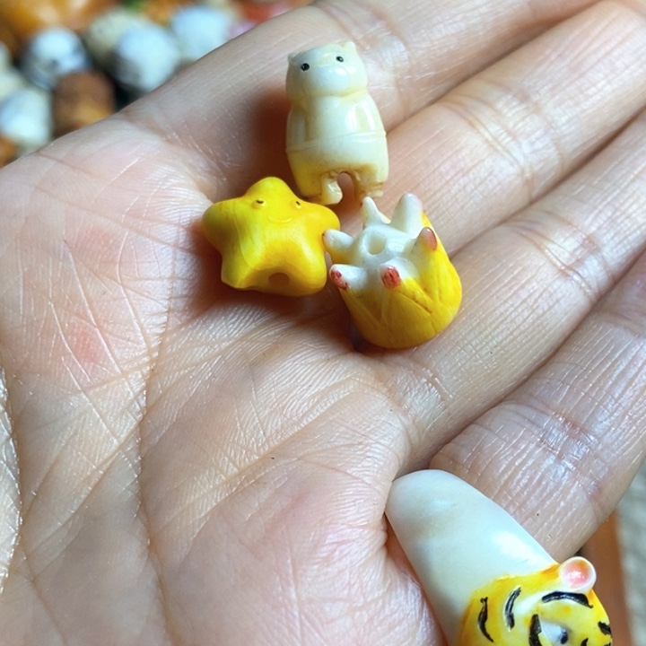 配饰驼骨雕刻三个一起