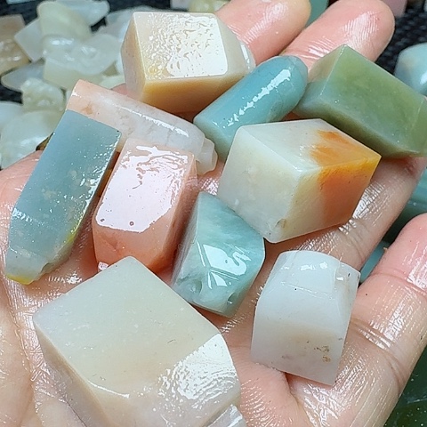 老挝石真真正正章