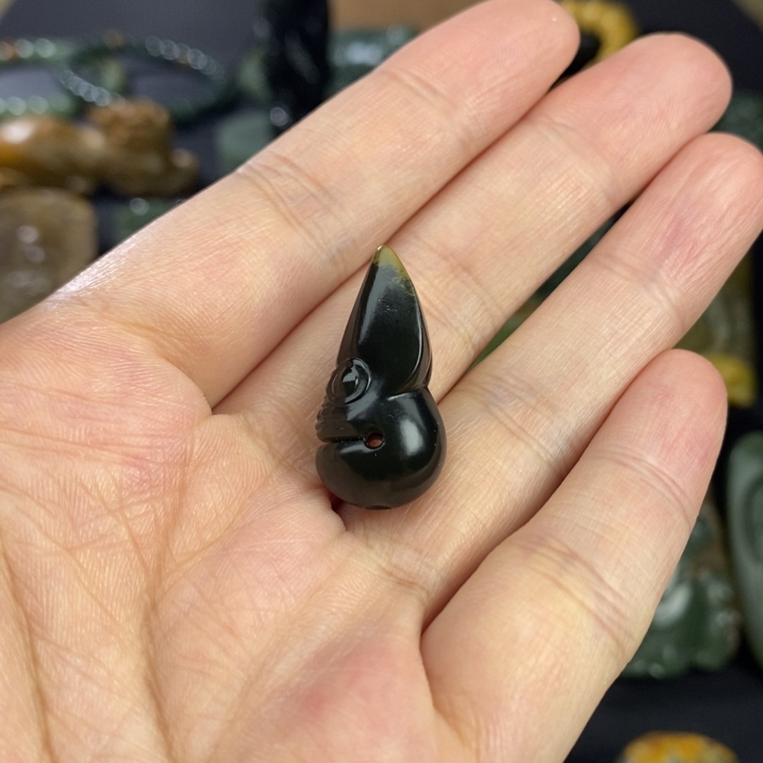 岫岩河磨玉（透闪石质玉）未镶嵌挂件