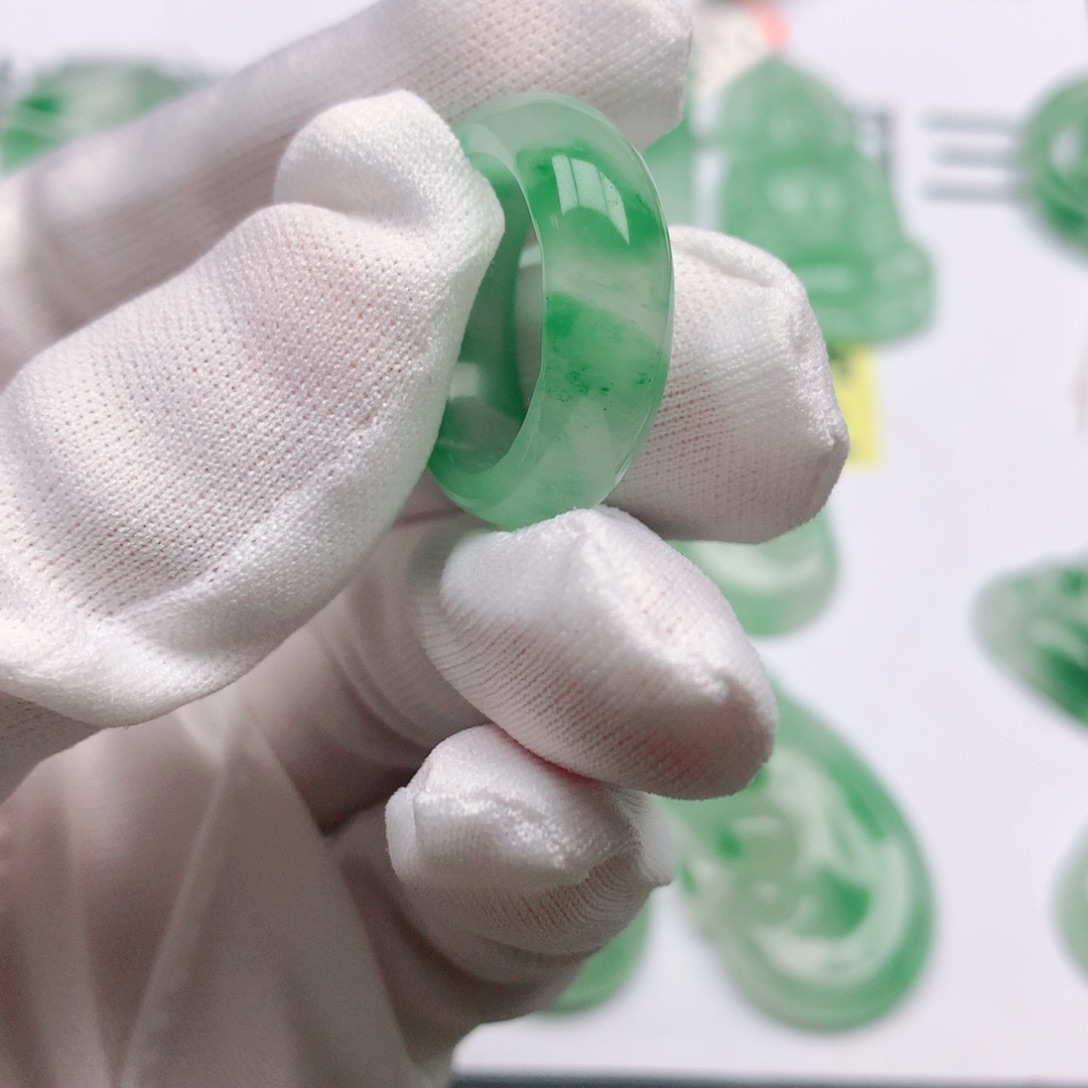 石英质玉未镶嵌天然玉石