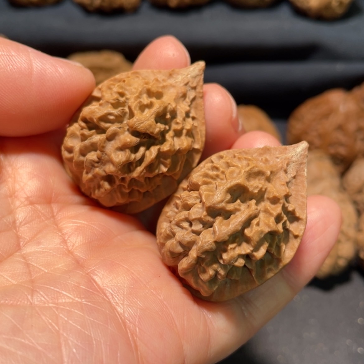 【闪购商品】文玩核桃吊坠东北楸子28