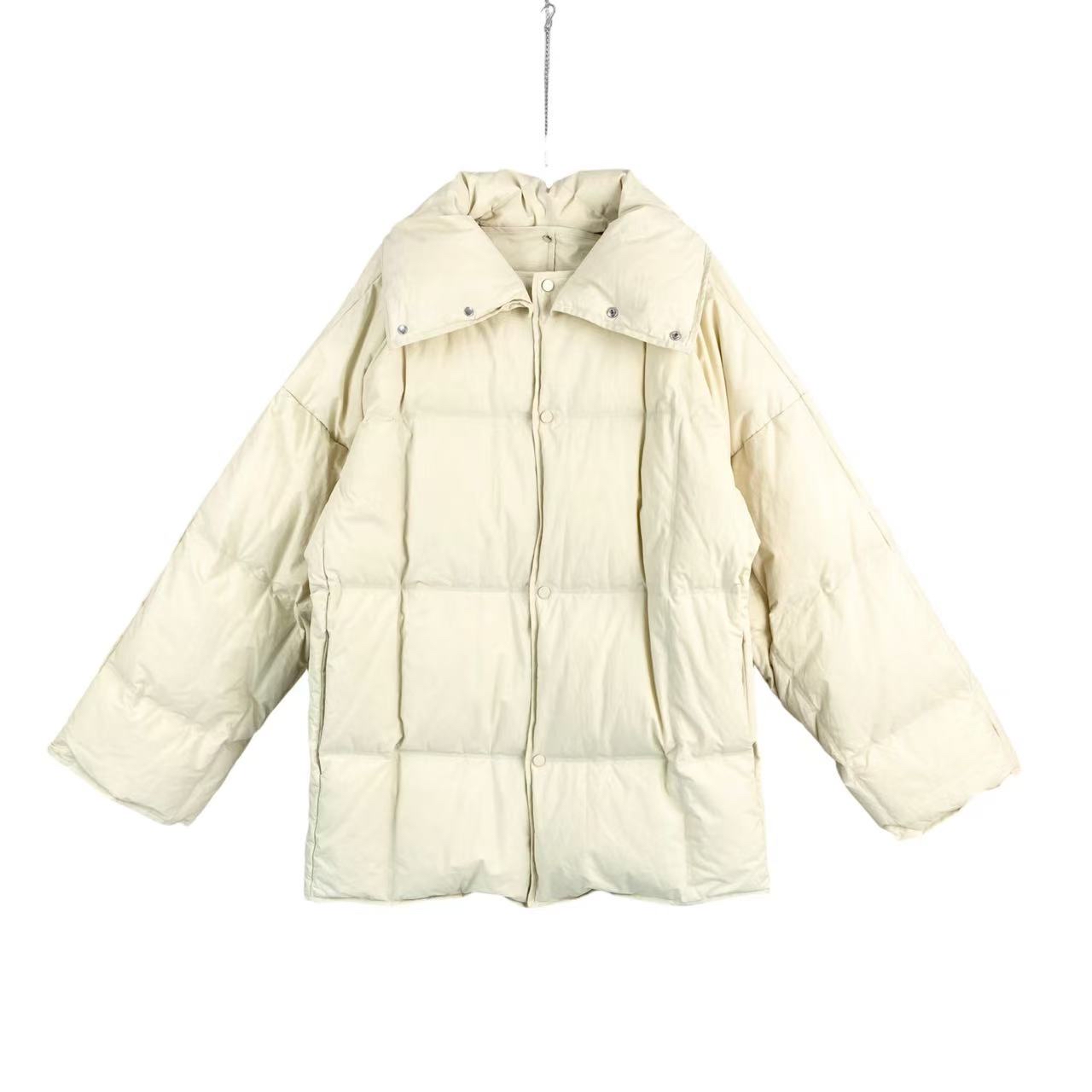 99新 BOTTEGA VENETA/葆蝶家 bb1851 白色羽绒服 S码 