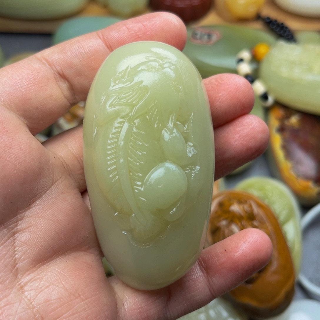 简***单石材方解石手把件貔貅
