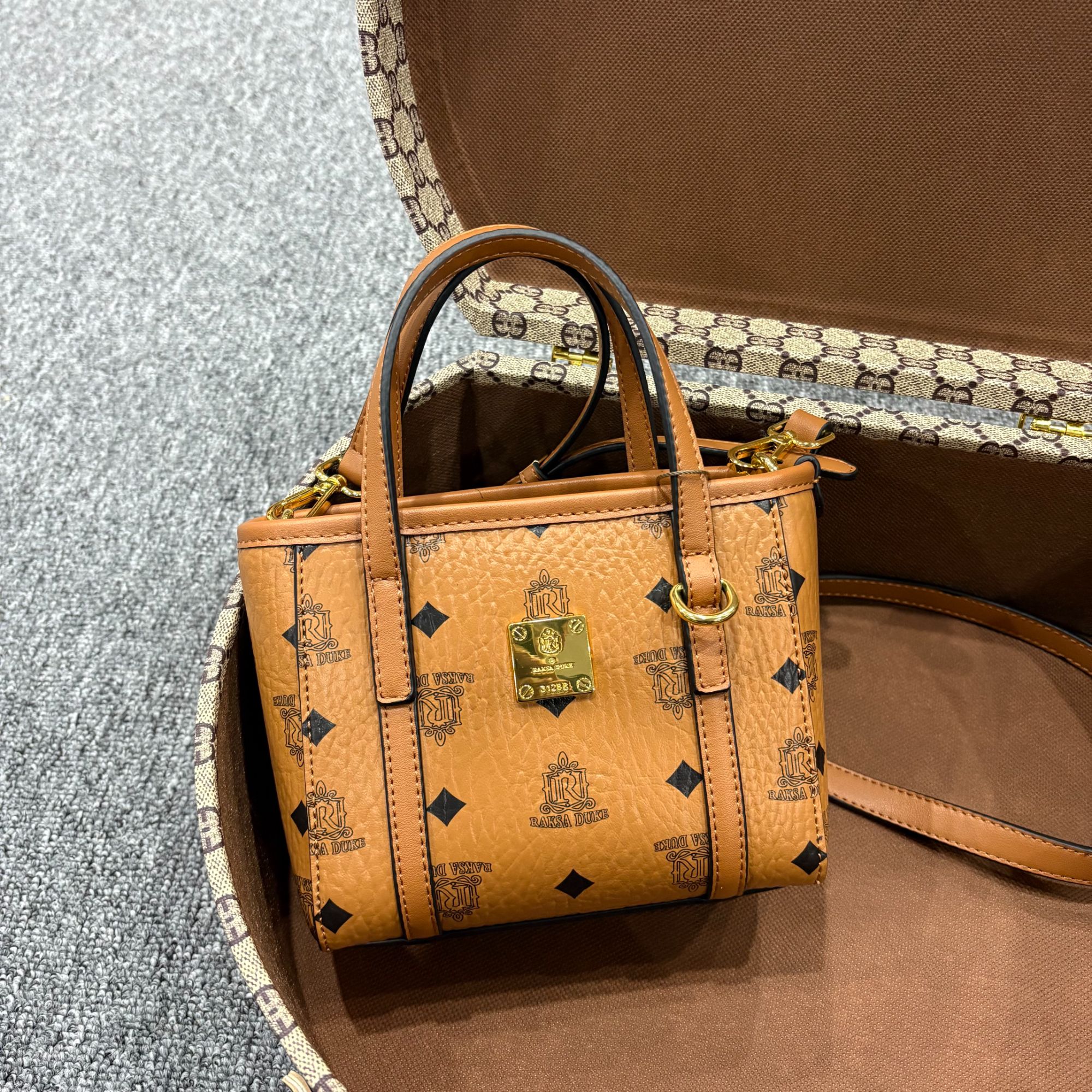 【E103】R RAKSA DUKE/罗萨公爵经典印花手提小号菜篮子