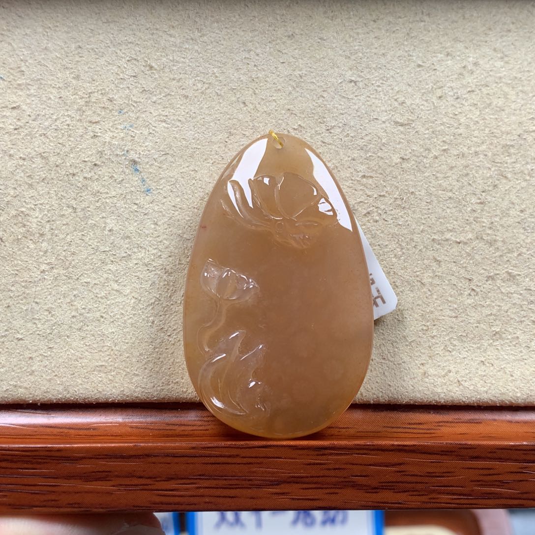 未镶嵌漏150/个。12硅化珊瑚（珊瑚玉）