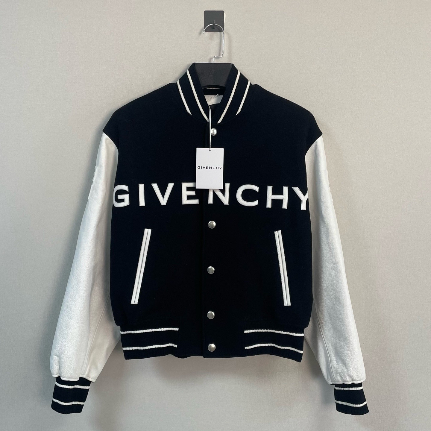 未使用 Givenchy/纪梵希 新款拼皮棒球服/46码/带吊/价26750