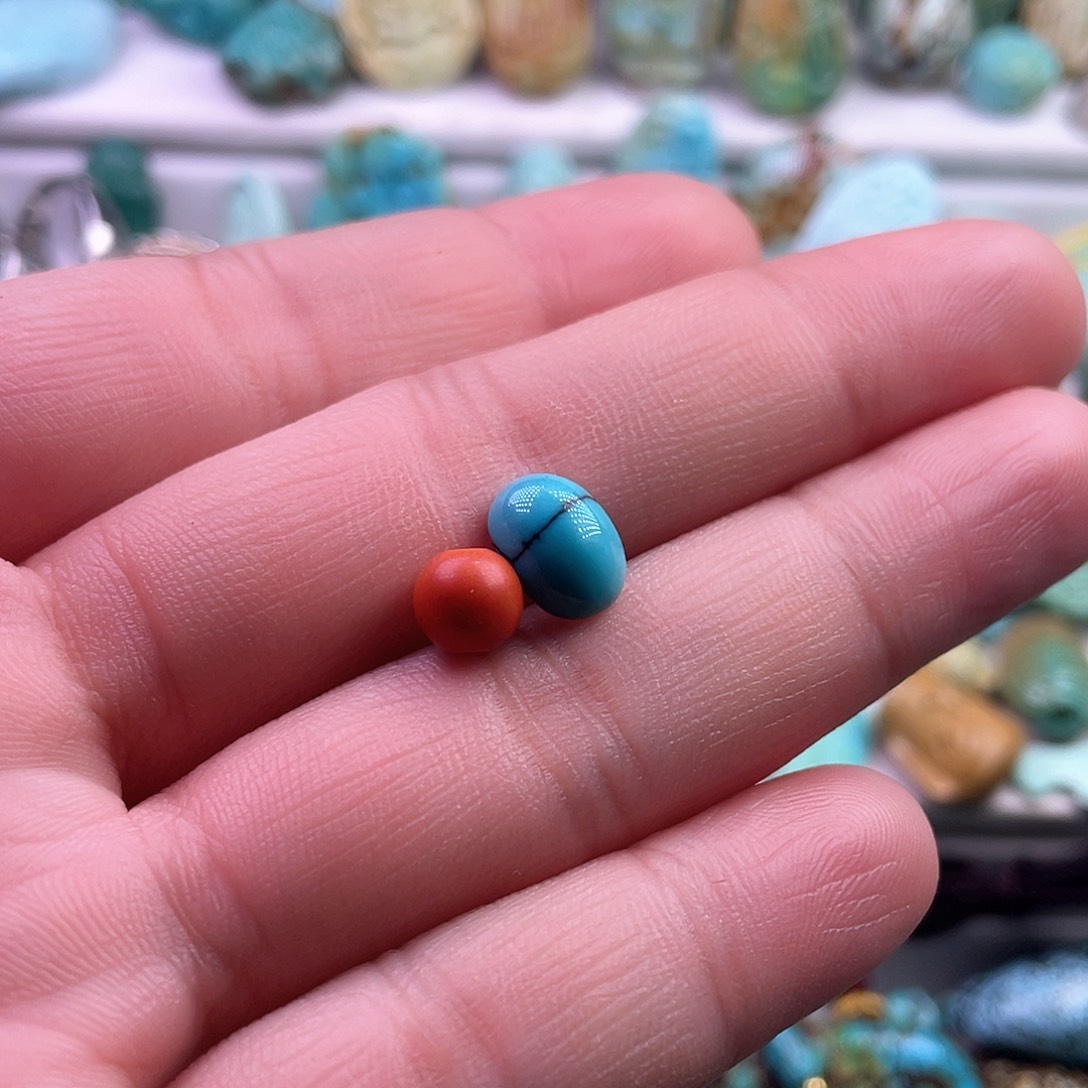 南红玛瑙颈饰未镶嵌余*