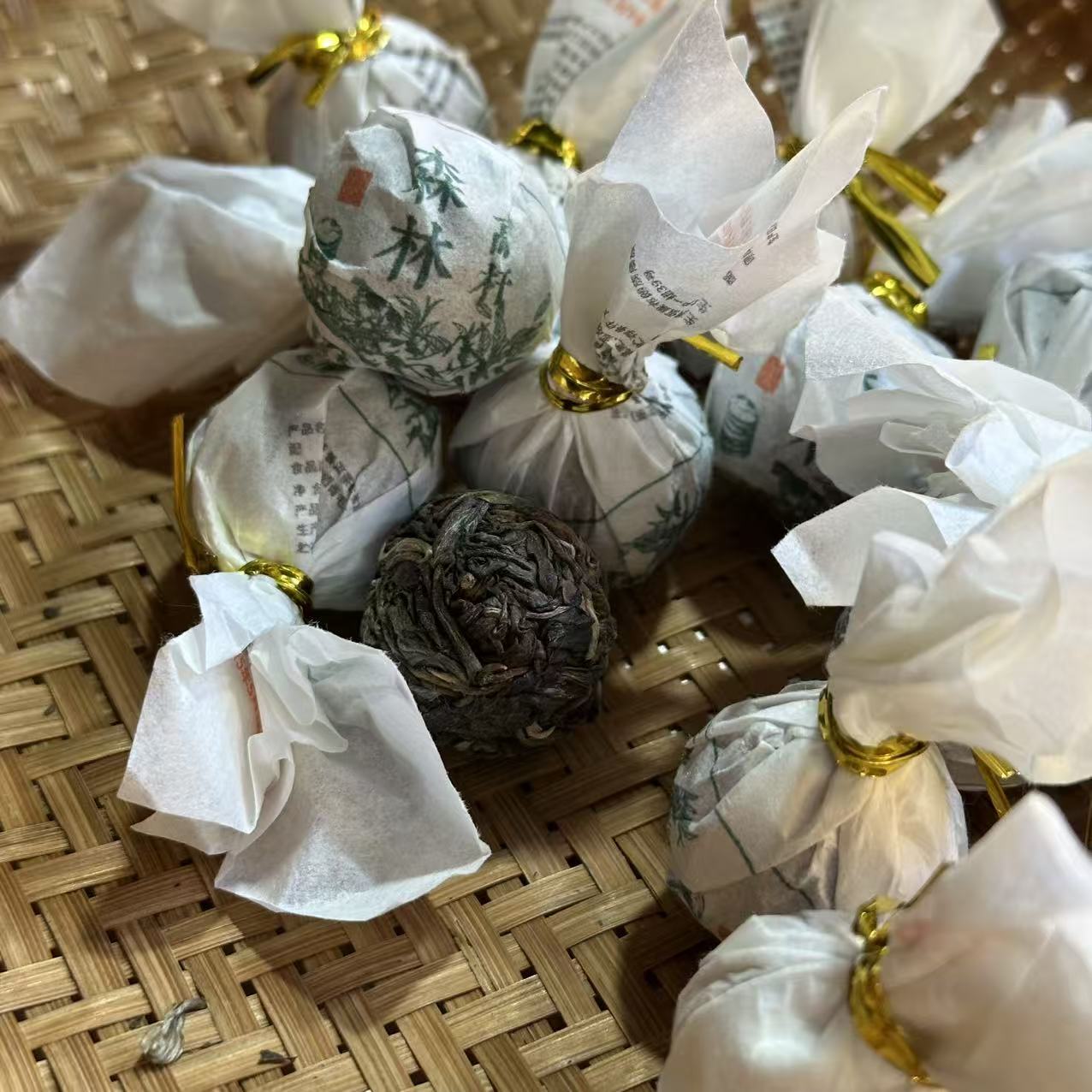 837号2024年大户赛森林高杆春茶古树生茶龙珠8克*30颗12-22