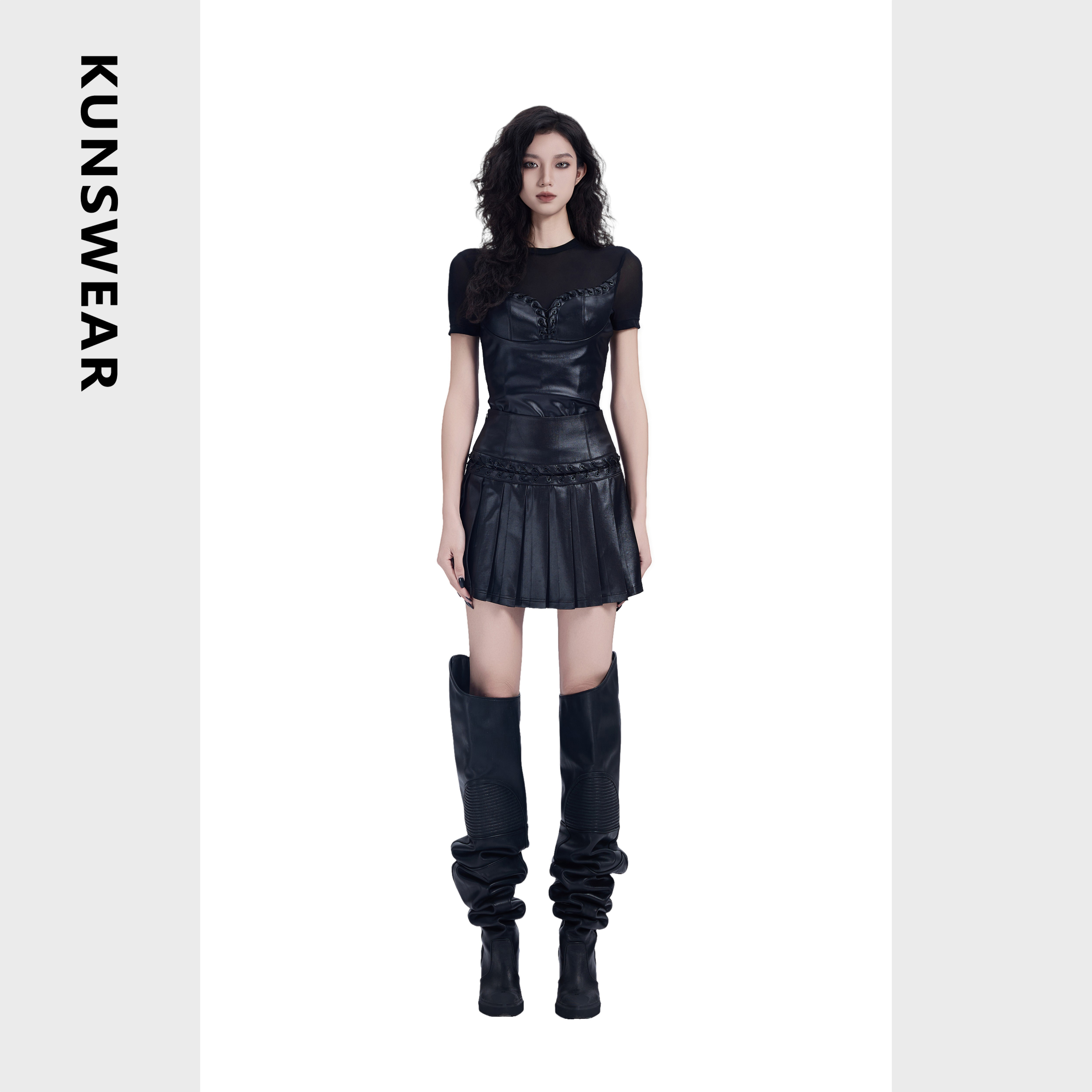 KUNSWEAR/琨丝薇尔25SU 性感酷辣微透编织拼接短袖上衣 834004230