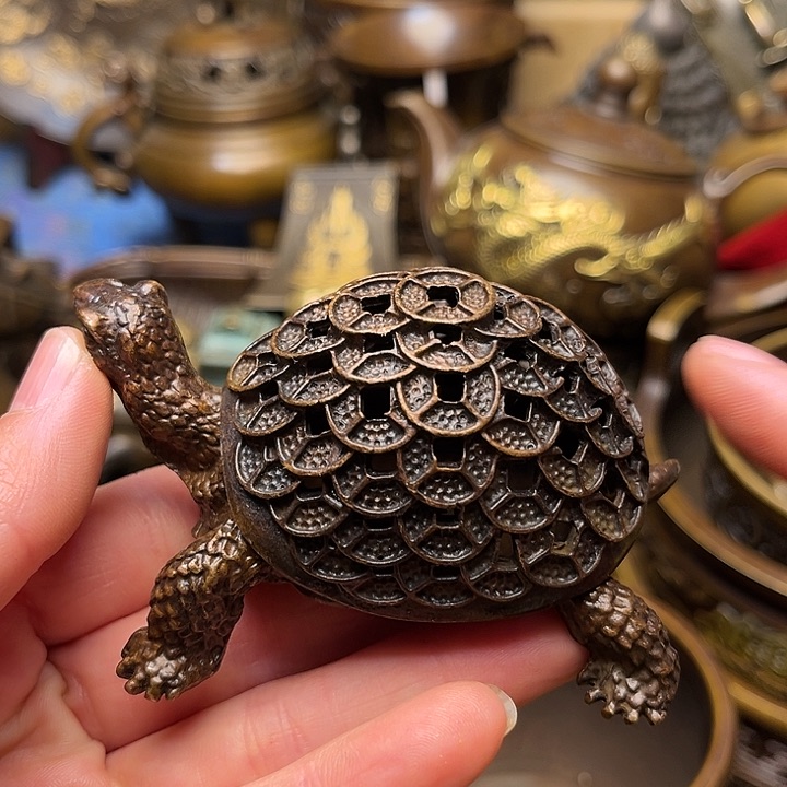 精美铜器批发档口