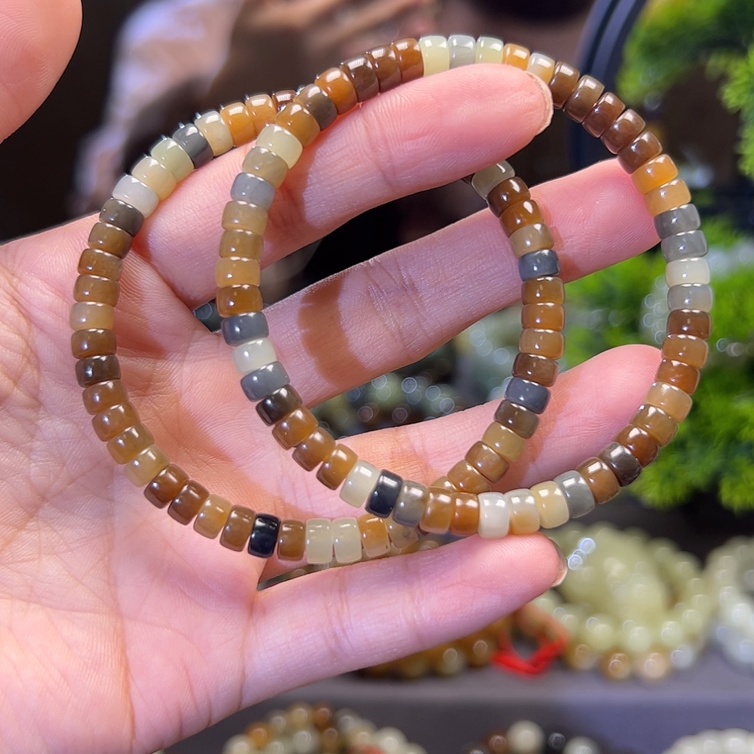 和田玉未镶嵌手串多样性发货，拍一发一