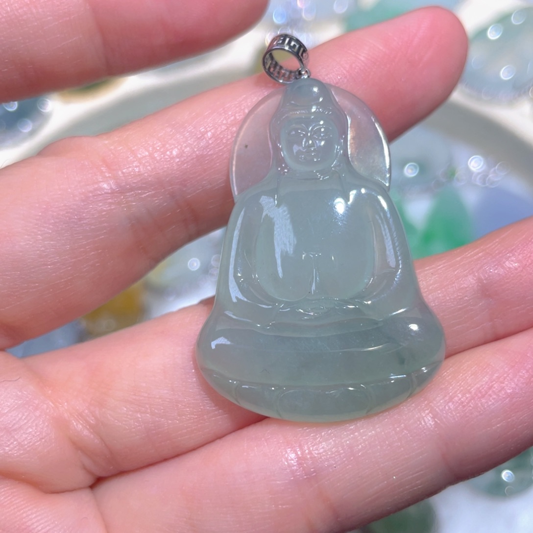 翡翠颈饰18K金镶嵌翡翠