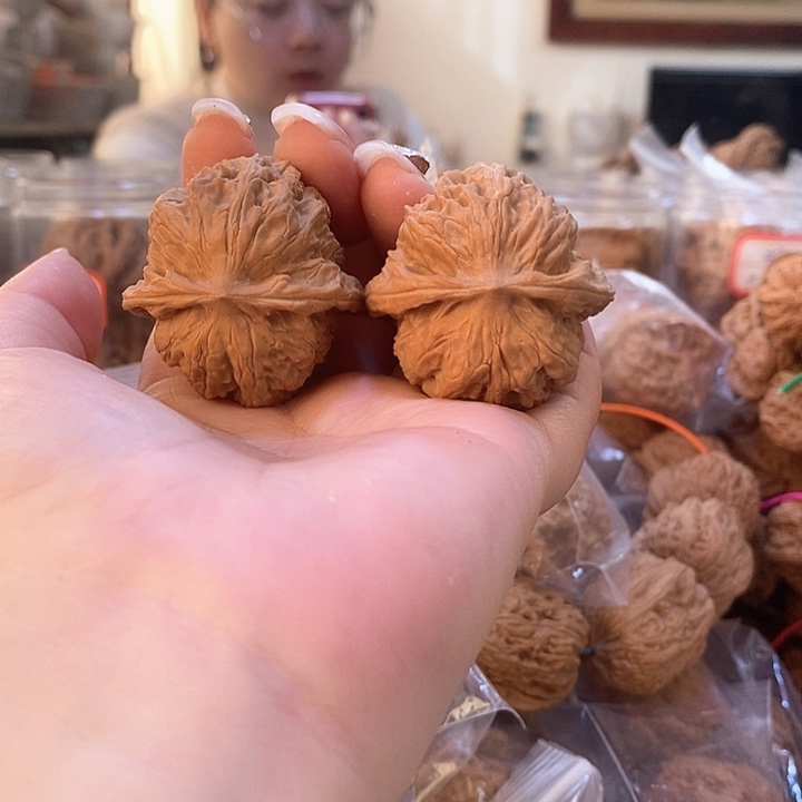 文玩核桃吊坠38野狼