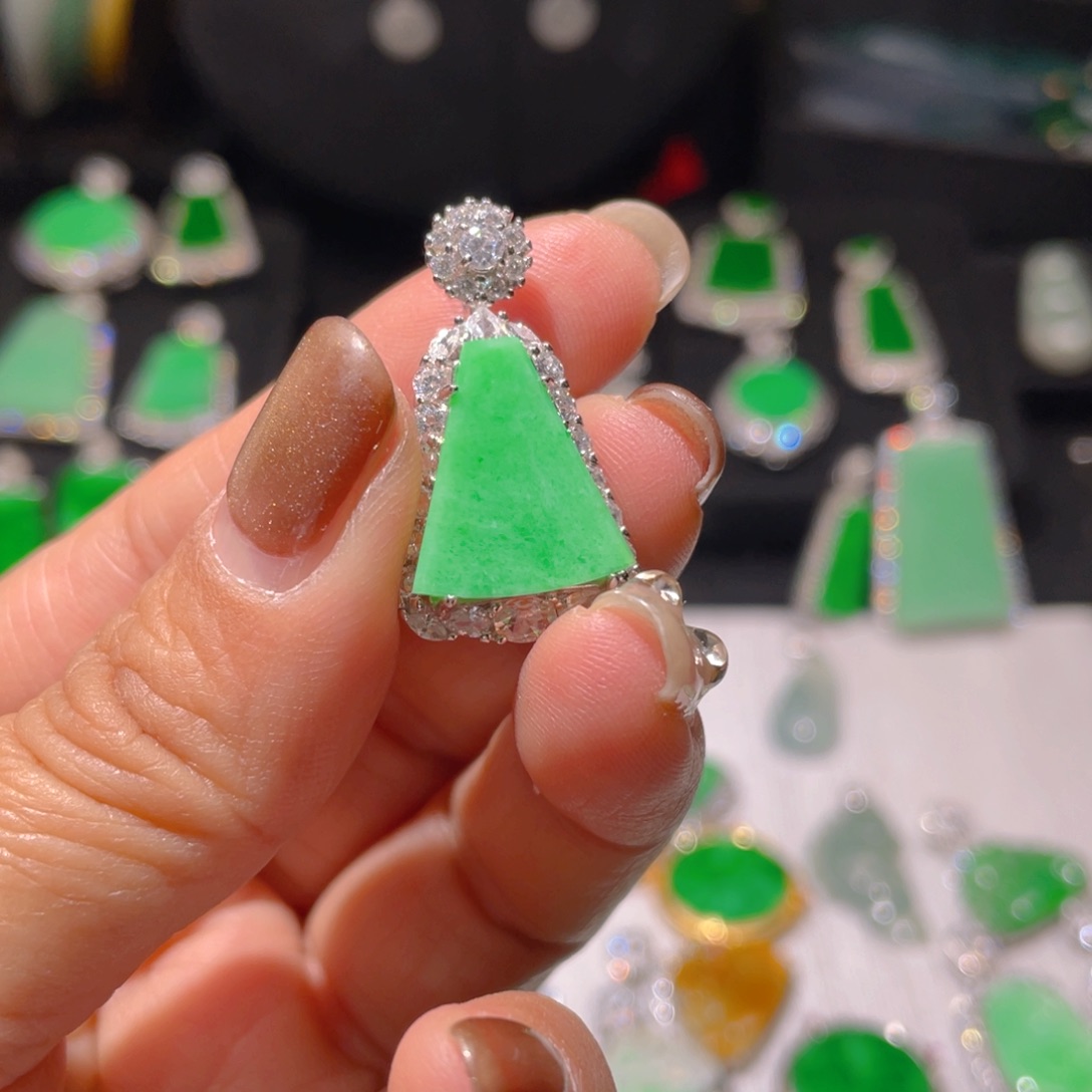 翡翠颈饰银S925镶嵌精品