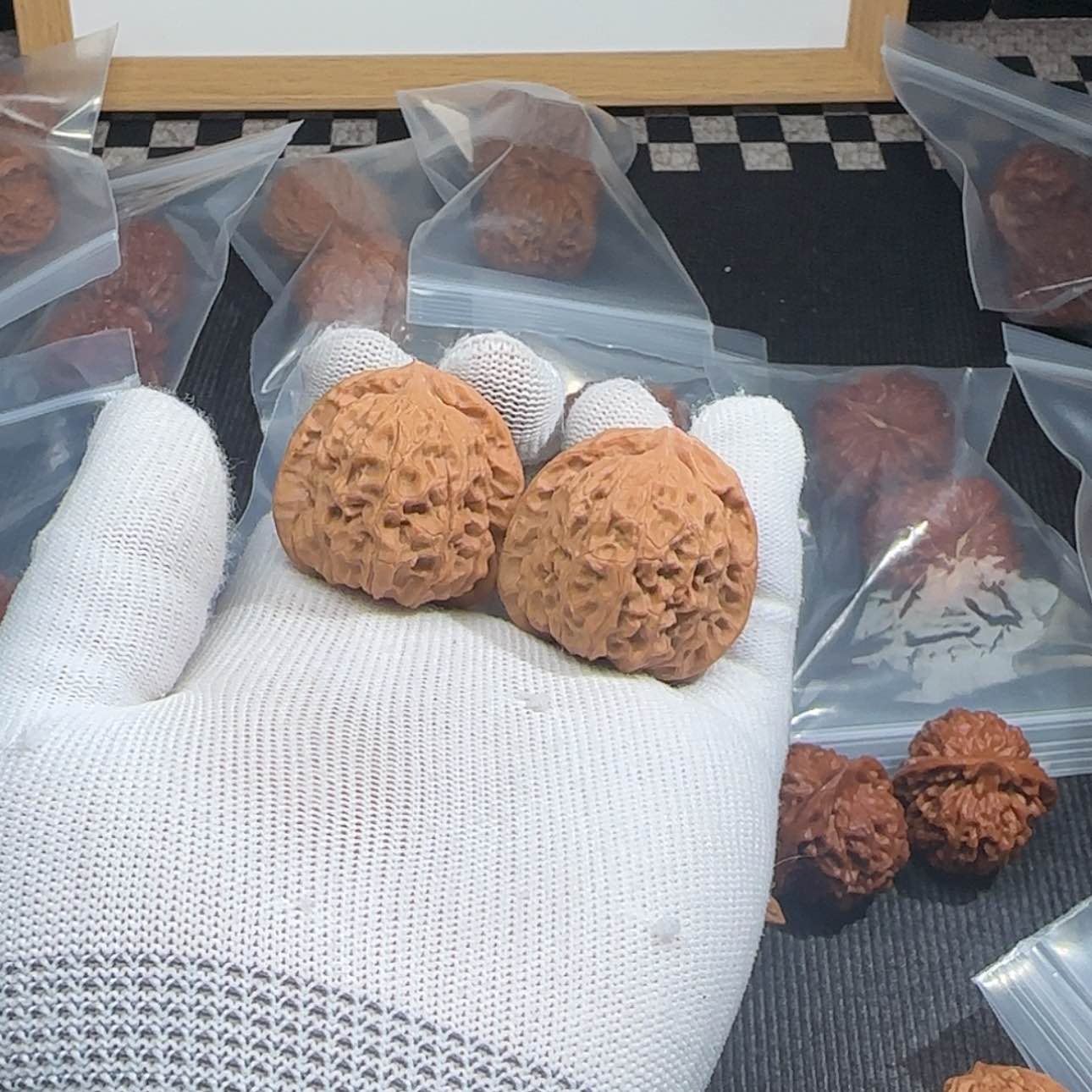 【闪购商品】文玩核桃把件表*包玉狮子