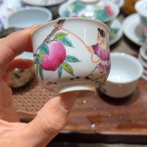 手绘茶杯盖碗壶承陶瓷