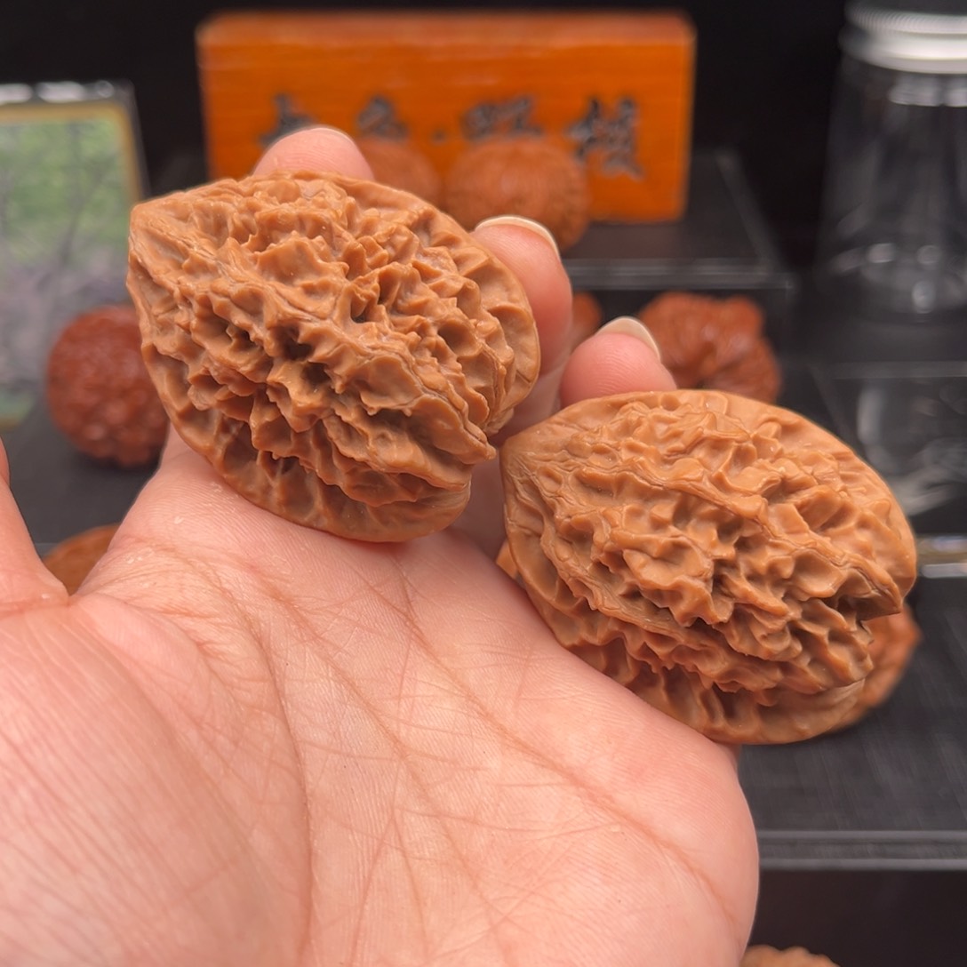 【闪购商品】文玩核桃吊坠招财鼠