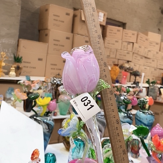 琉璃花瓶高48厘米宽6厘米