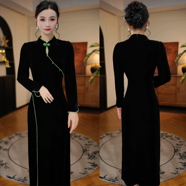 【姿依旗绿】2025秋季新款收腰显瘦洋气减龄轻奢女人味黑色连衣裙