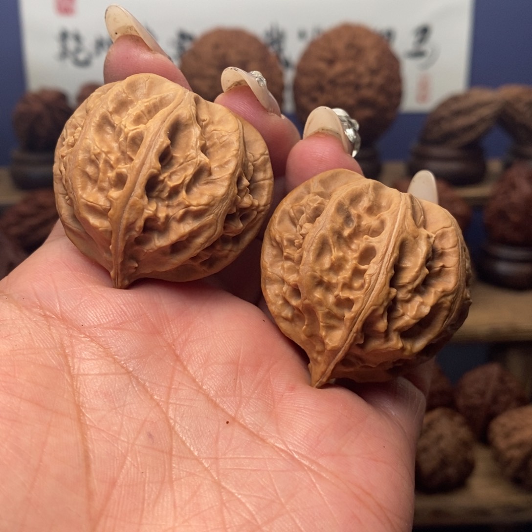 文玩核桃吊坠2雅秋