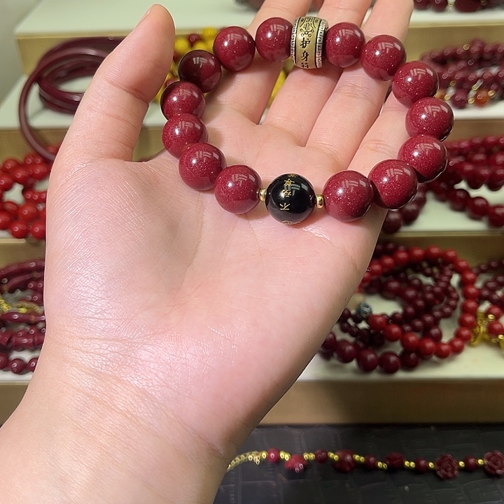 天然辰砂14m双守护属鸡