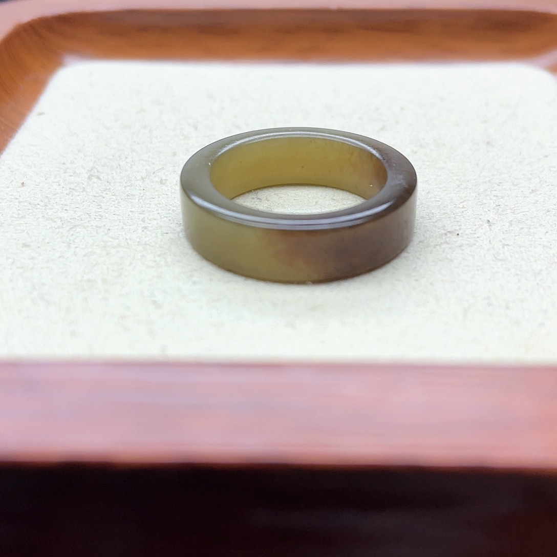 和田玉戒指未镶嵌祎老红糖14号