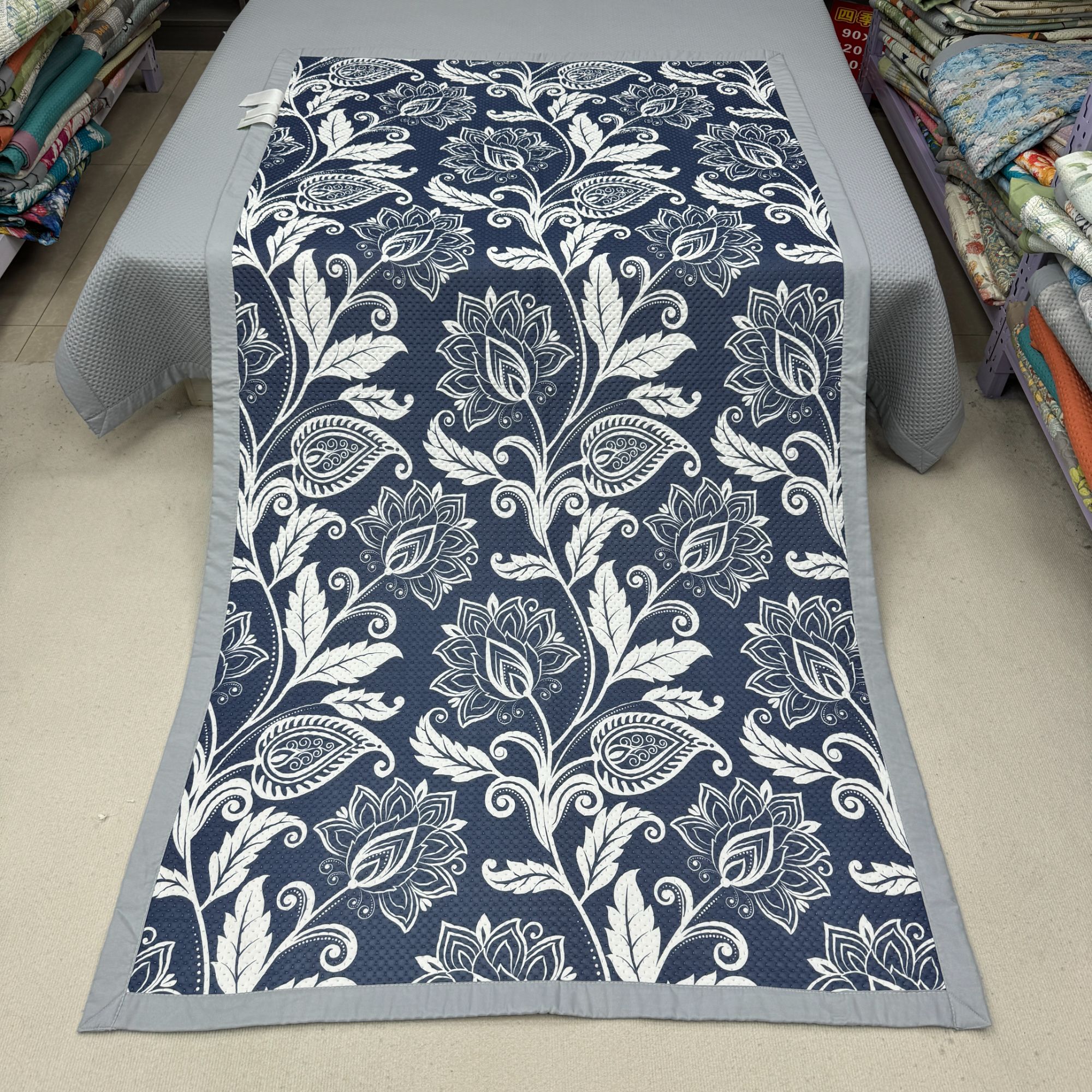 花期蓝90*220cm凉席夏季冰丝凉感床盖软席沙发垫学生宿舍床垫防滑