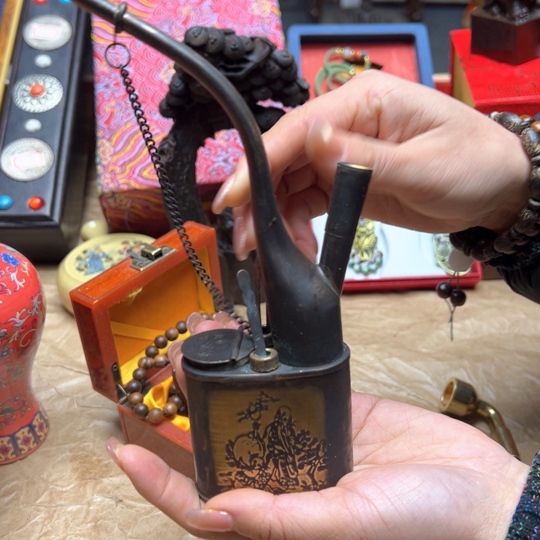 大叶紫檀（黑酸枝木类）