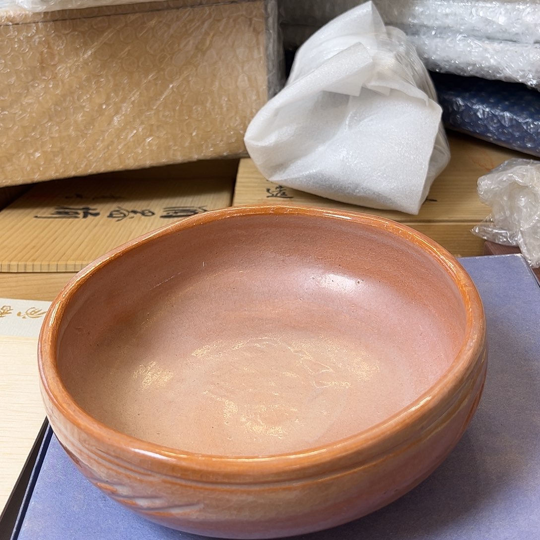 盖碗在家门口吃完早餐去了