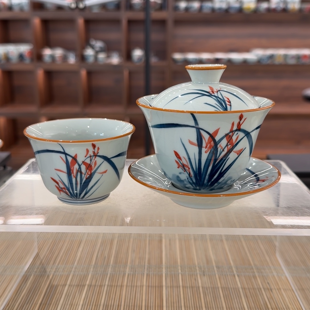 釉下手绘茶具微瑕