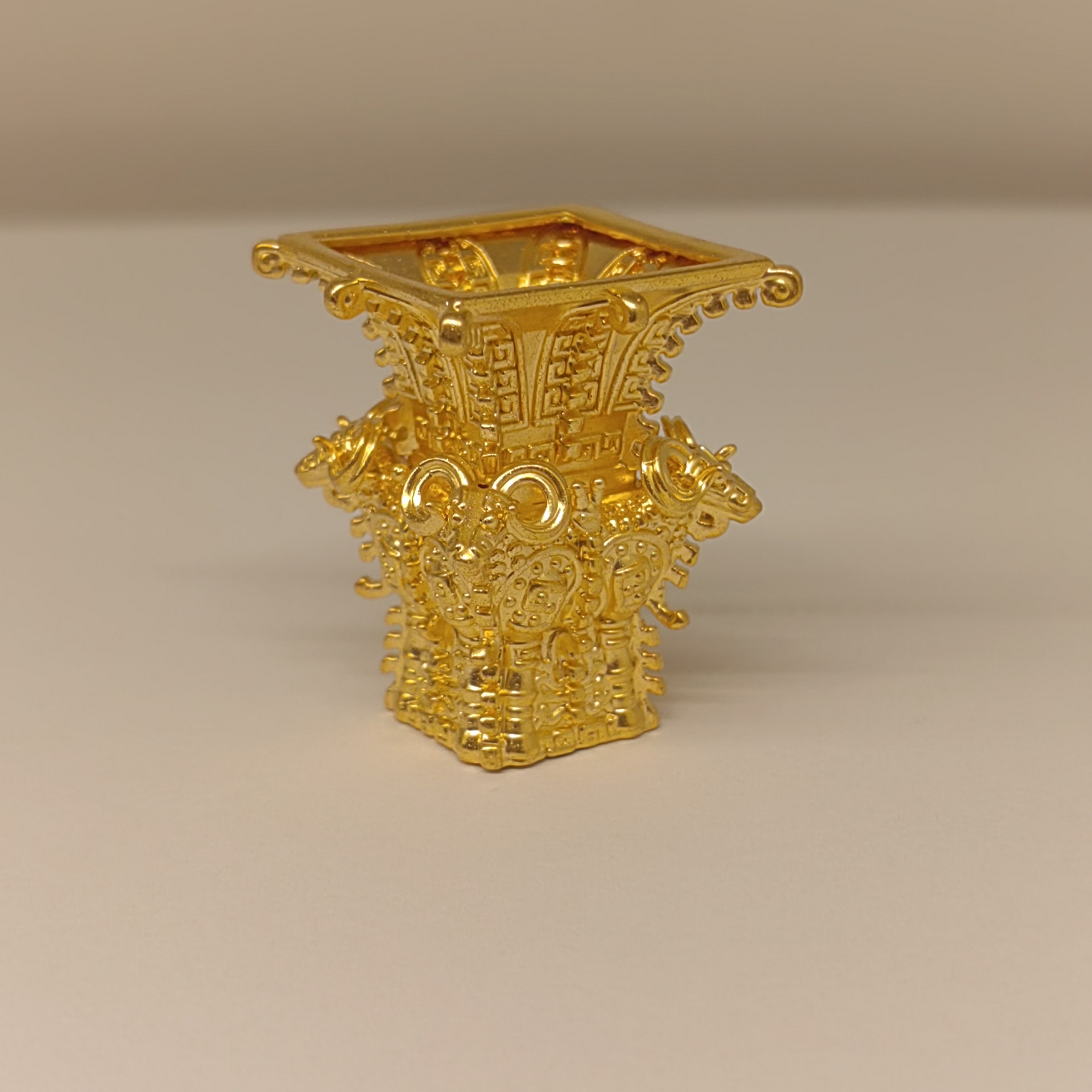 （壹凡黄金）足金999黄金四羊方尊鎏金走龙飞马踏燕三星堆面具国宝