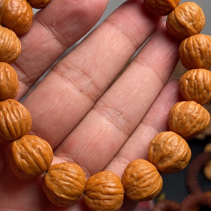 猴头核桃吊坠今天