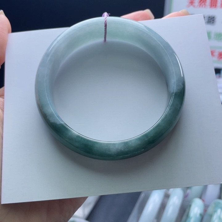 翡翠未镶嵌手镯57