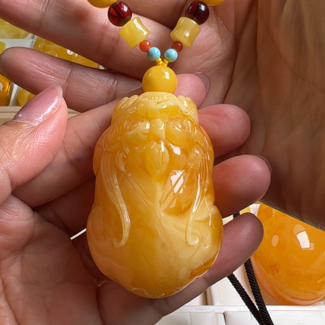 蜜蜡毛衣链未镶嵌无优化