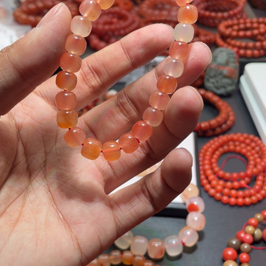 南红玛瑙手链未镶嵌