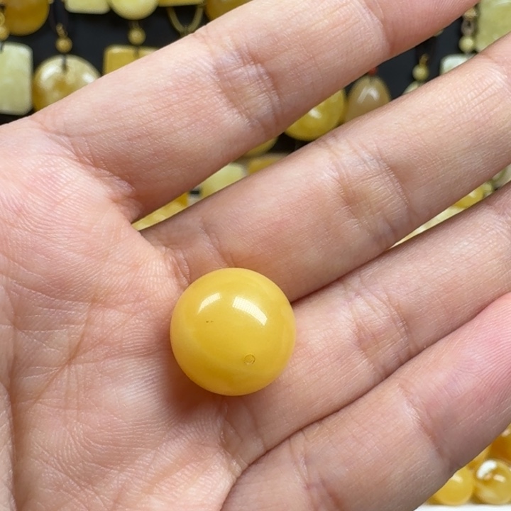 小***杜蜜蜡未镶嵌珠宝奇石