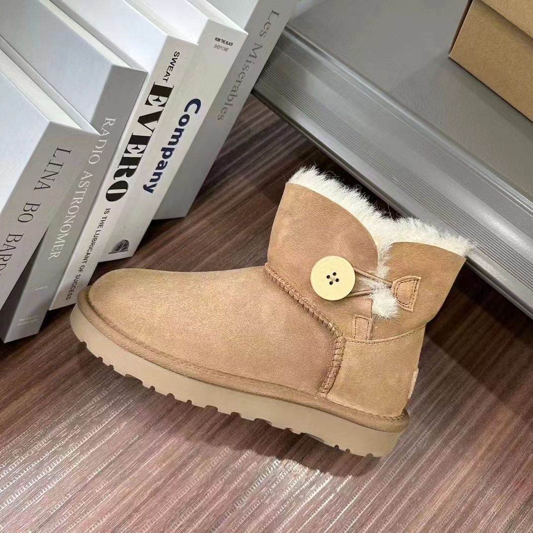 【一粒木扣全新未拆封】秋冬桑坡雪地靴羊皮毛一体薄/厚底翻面两穿