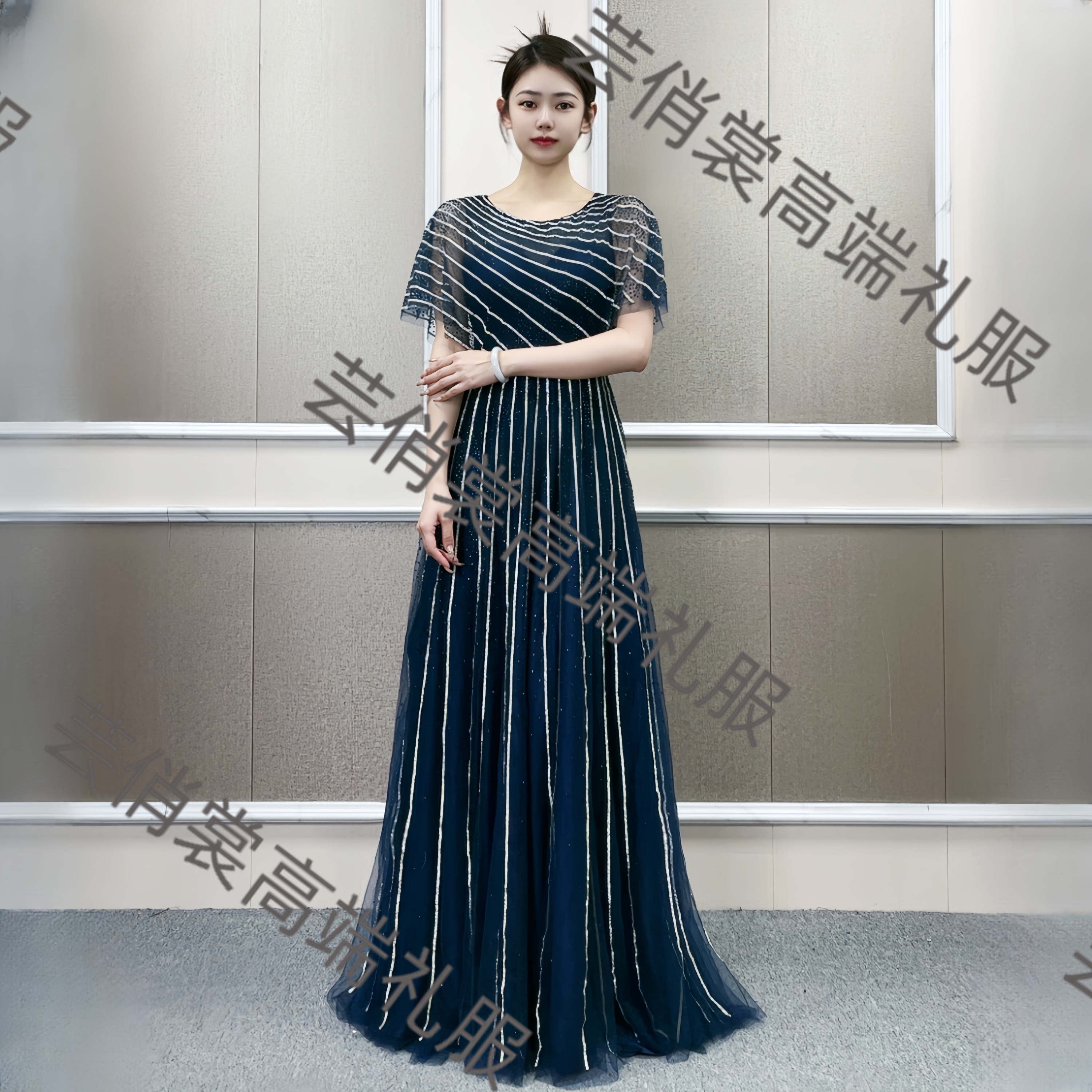25新款宴会礼服裙修喜婆婆晚会主持A摆晚礼服轻奢小众气质长裙