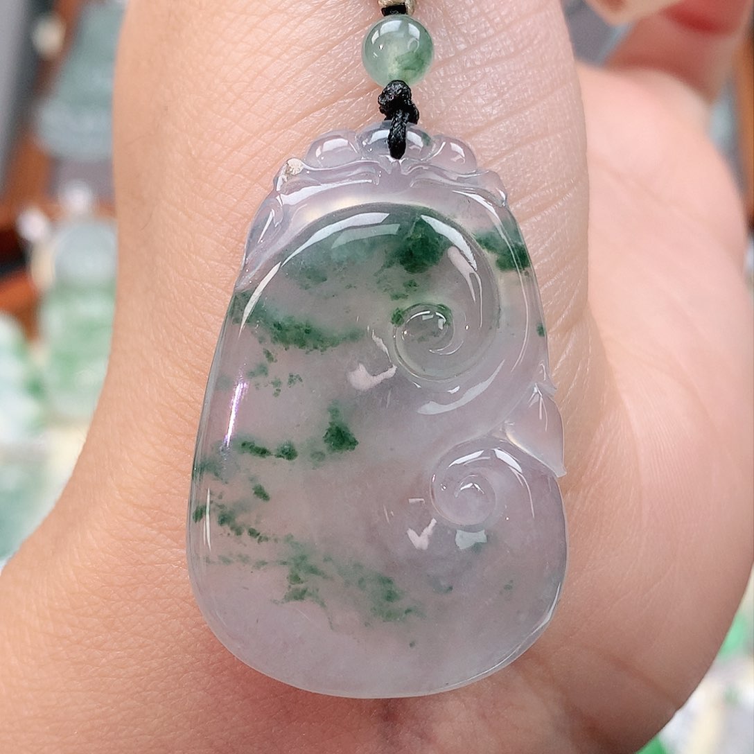 颈饰未镶嵌翡翠如意