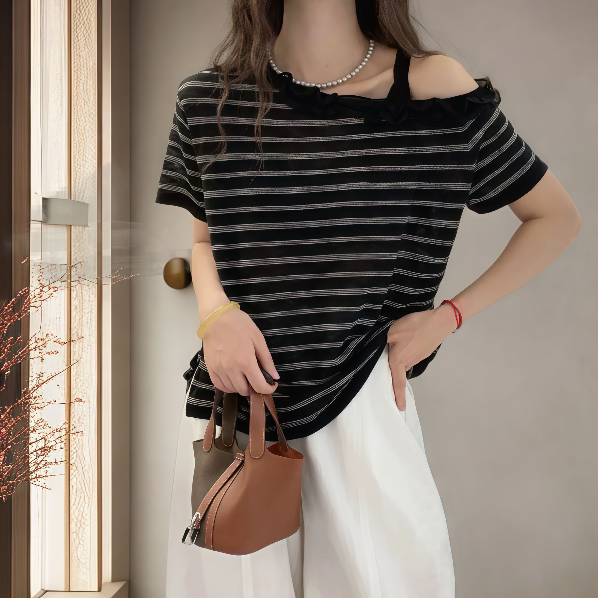 【直播间专属】夏季爆款宽松单侧吊带一字领条纹甜美可爱慵懒风上衣