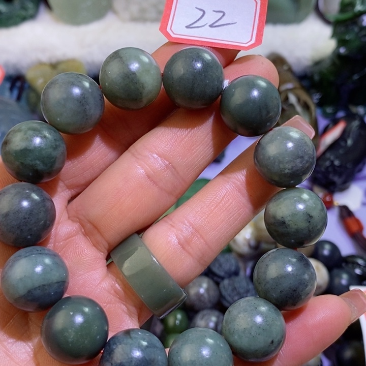 和田玉边角料未镶嵌