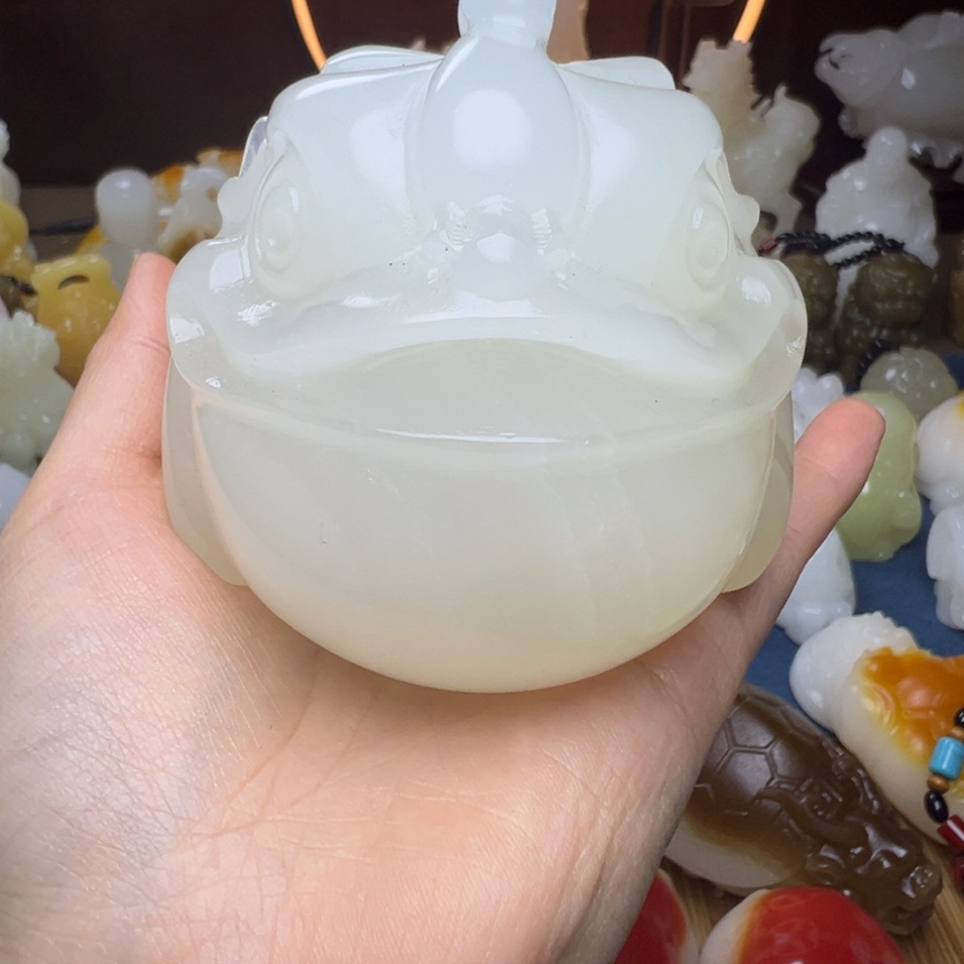 石材手工雕刻摆件蟾蜍