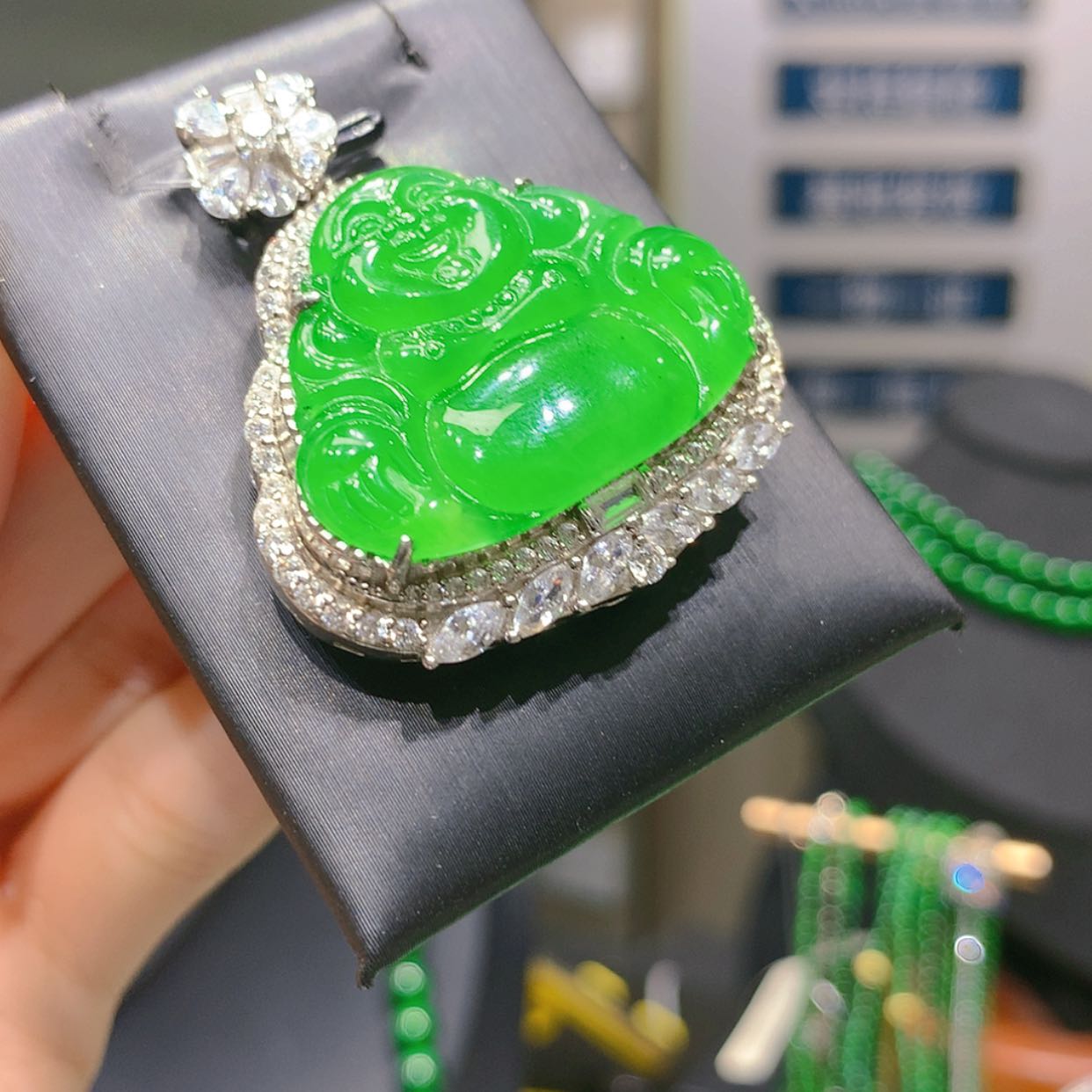 【闪购商品】颈饰银S925镶嵌翡翠6柒姐