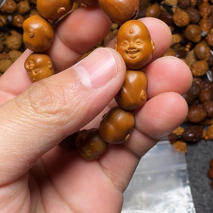 橄榄核手串你的手机